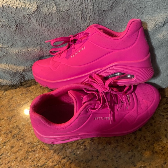 Skechers Women's Hot Pink Sneakers - Picture 4 of 7